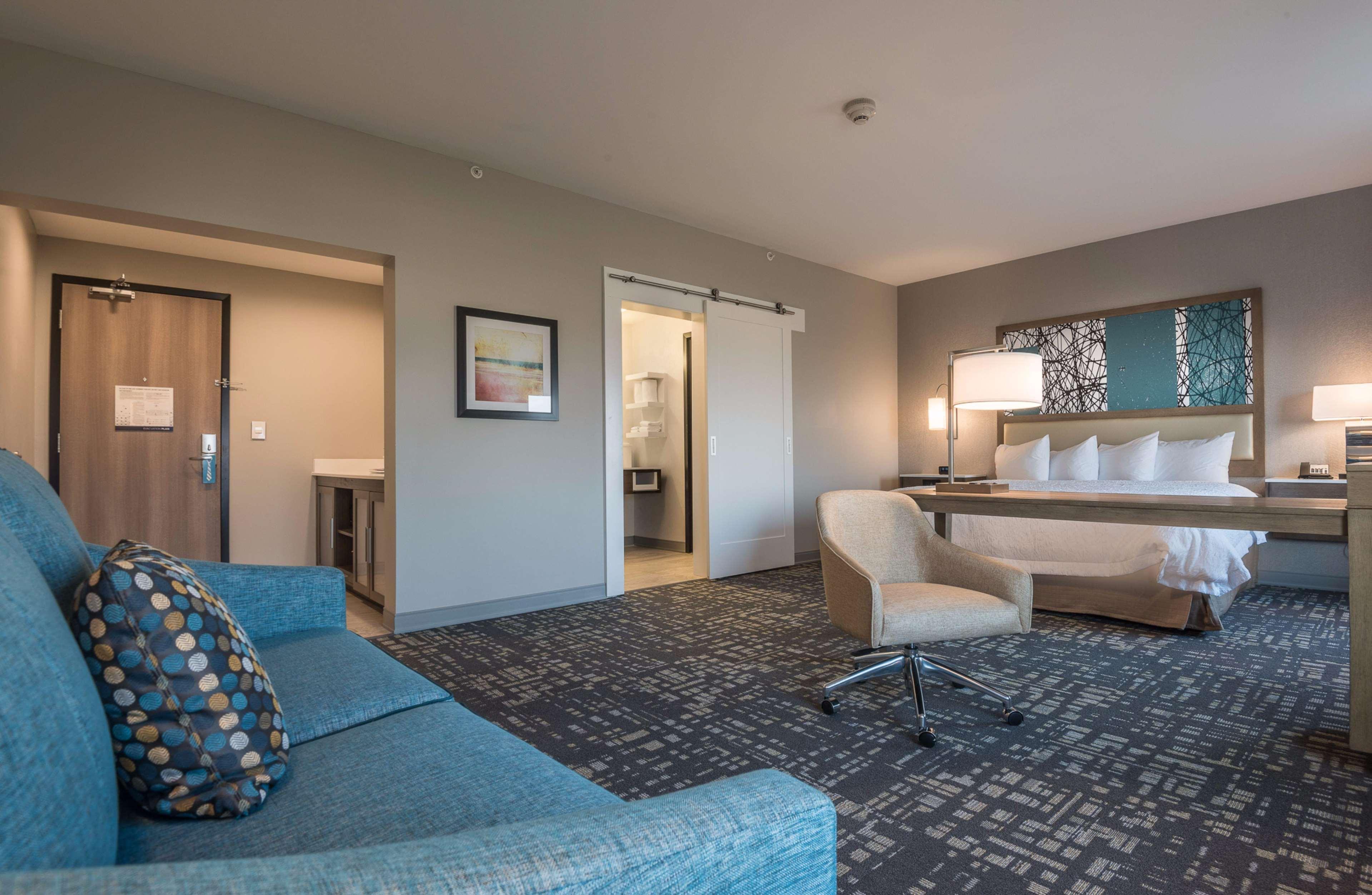 Hampton Inn & Suites Dallas-The Colony Ngoại thất bức ảnh