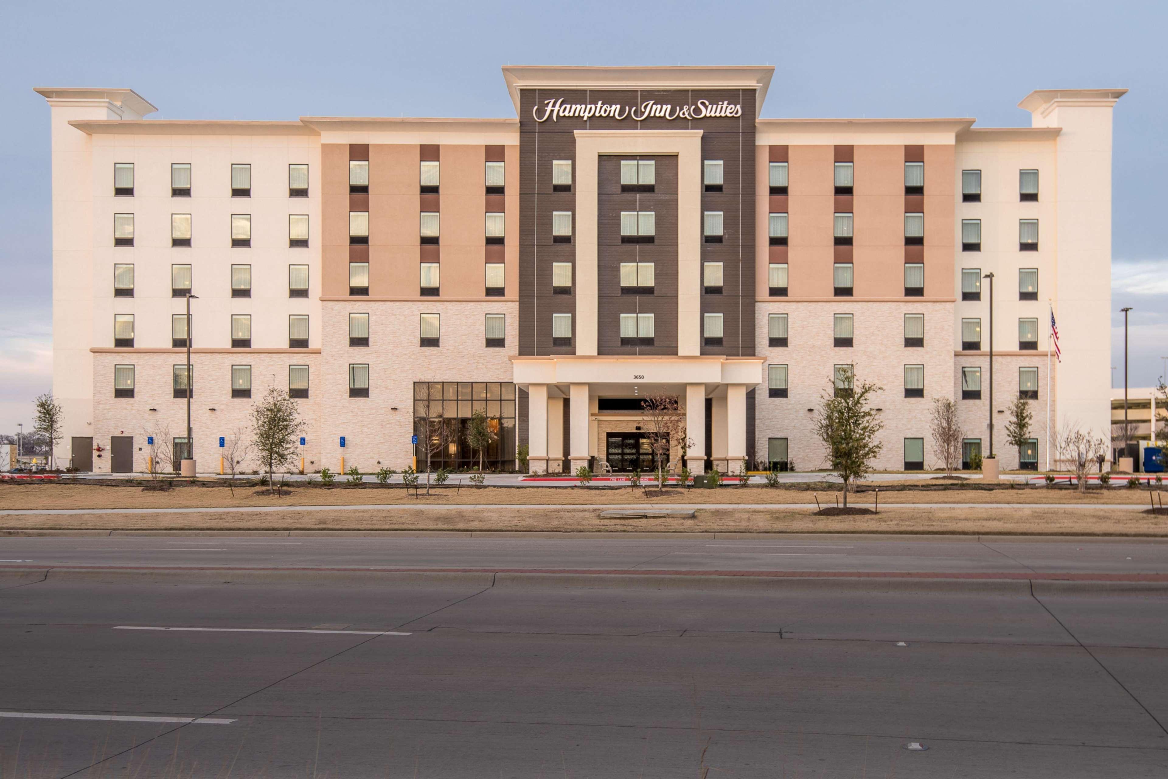 Hampton Inn & Suites Dallas-The Colony Ngoại thất bức ảnh