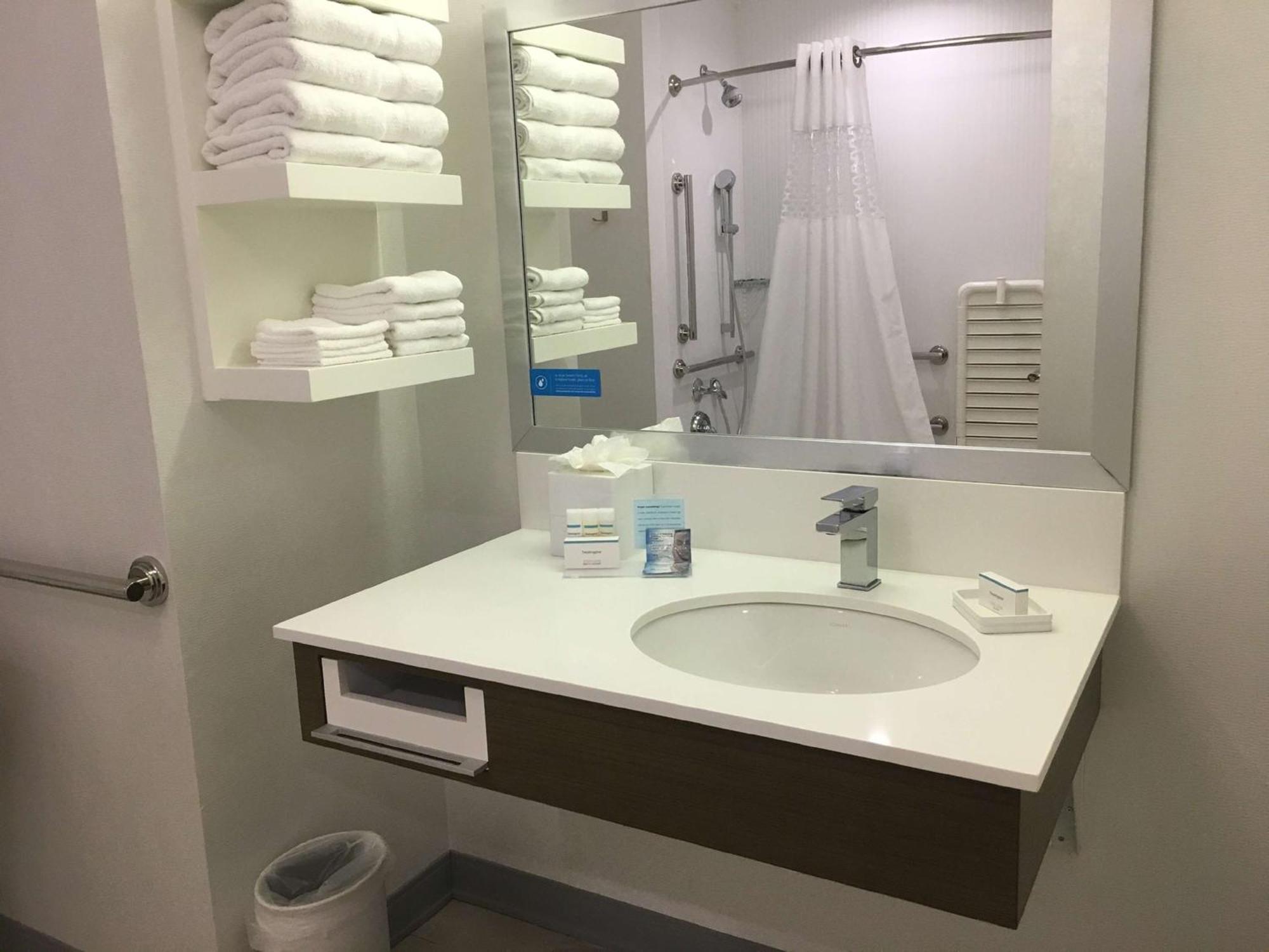 Hampton Inn & Suites Dallas-The Colony Ngoại thất bức ảnh
