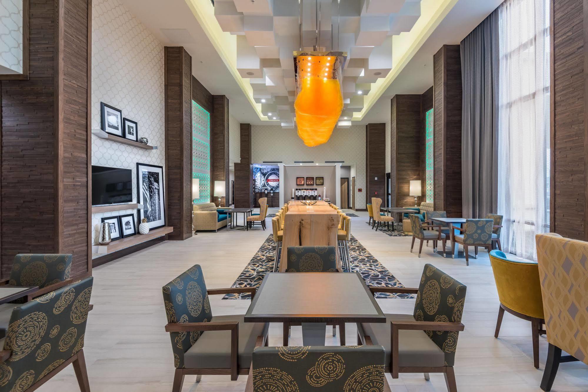 Hampton Inn & Suites Dallas-The Colony Ngoại thất bức ảnh